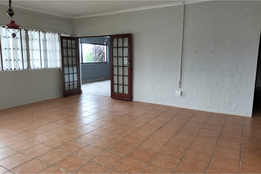 2 Bedroom Property for Sale in C Place Eastern Cape